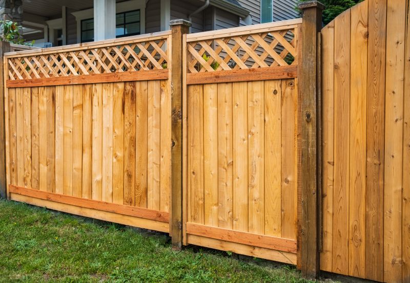 Timber Fence Installation in Pearland, TX